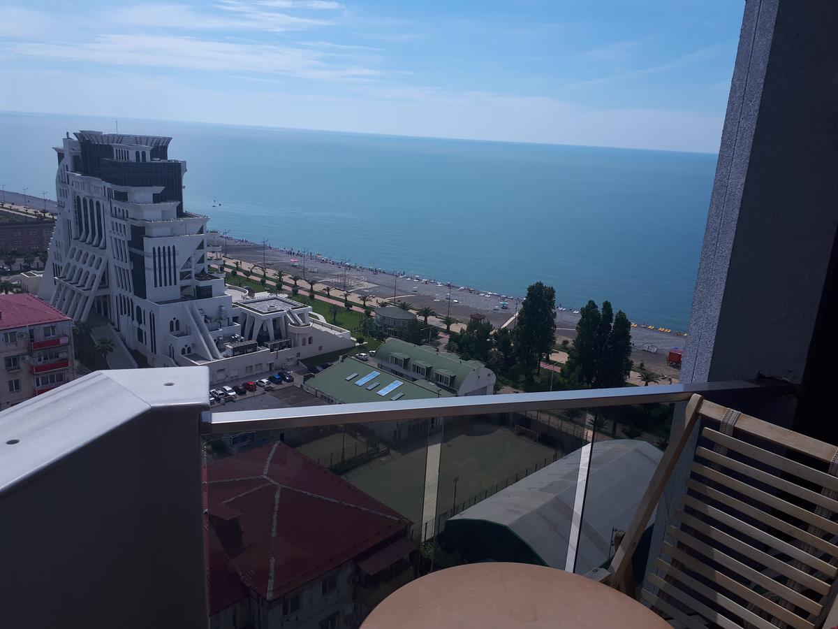 Aparthotel In Orbi Sea Towers 바투미 외부 사진